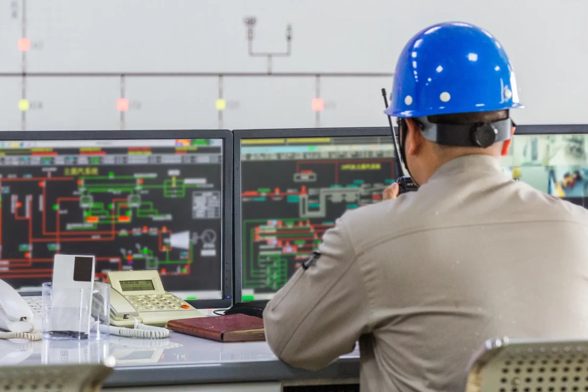 The Future of Semiconductor Manufacturing: Real-Time Monitoring & Predictive Maintenance Img