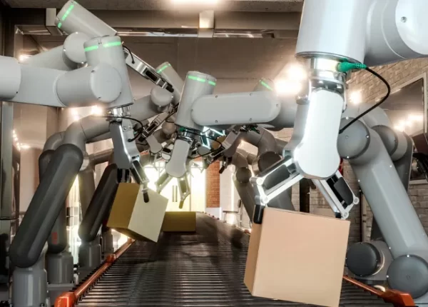 Bridging Data Silos in Manufacturing: How Integrated Equipment Data Boosts Yield Optimization | Vistrian Img