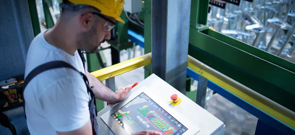 Real-Time Production Visibility for Automotive Manufacturing Img